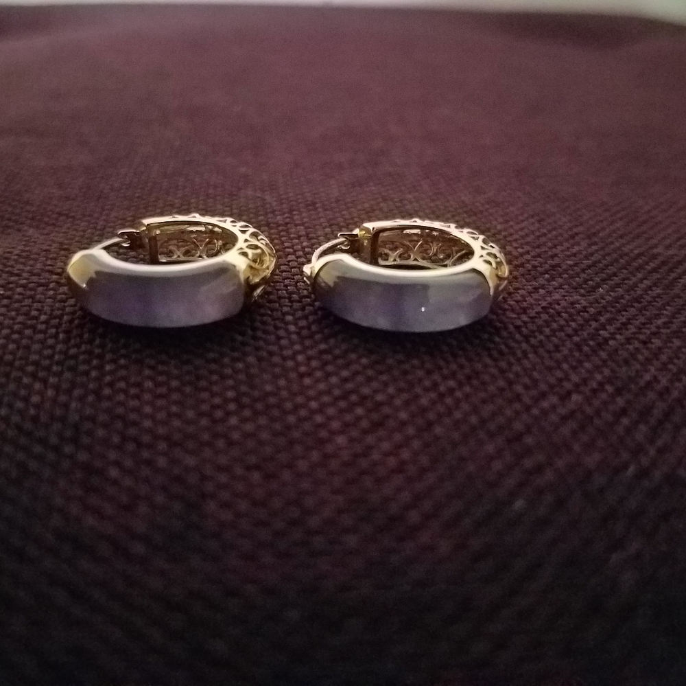 14K Gold Lavender Jade Earrings